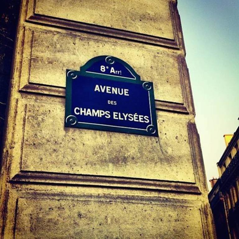 パリPrivate Studio - Avenue Des Champs-Elyseesアパートメント エクステリア 写真